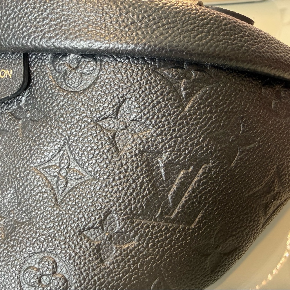 Louis Vuitton Black Empriente Bumbag - MINT Condition - Picture 16 of 17